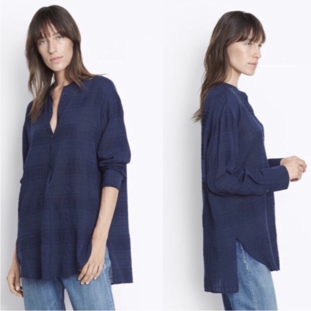 Vince Navy Shirred Back Longsleeve Popover Tunic, size M